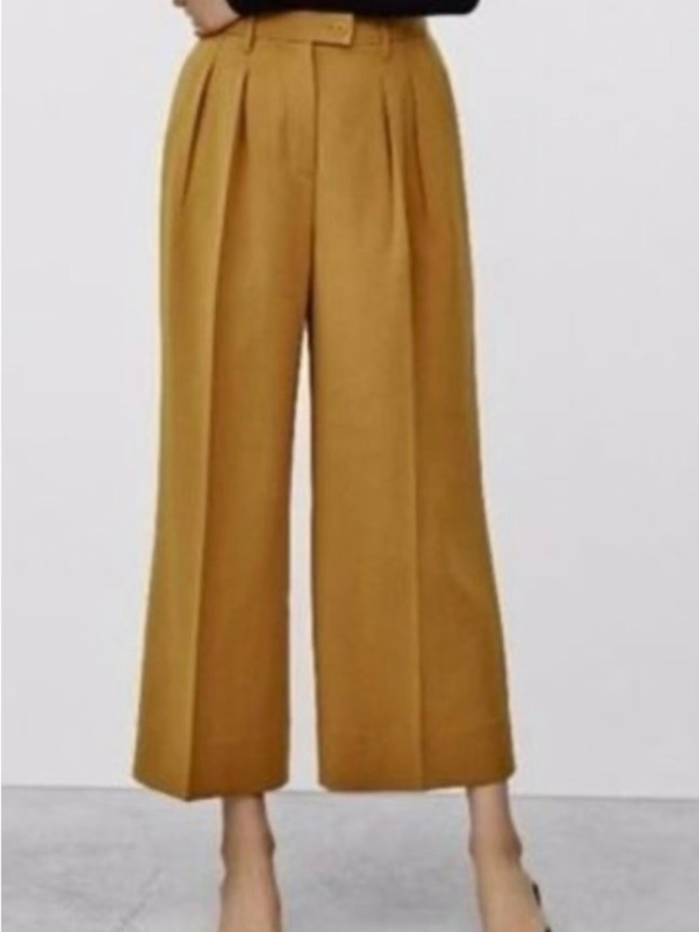❤️SALE❤️Babaton (Aritzia) Dress Pants